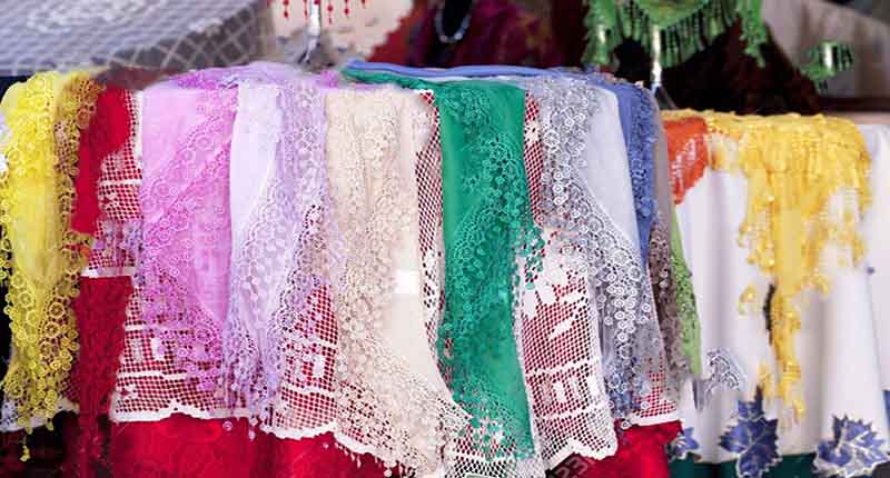 lace table cover